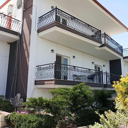 Villa Camellia Vrasná Dış mekan fotoğraf
