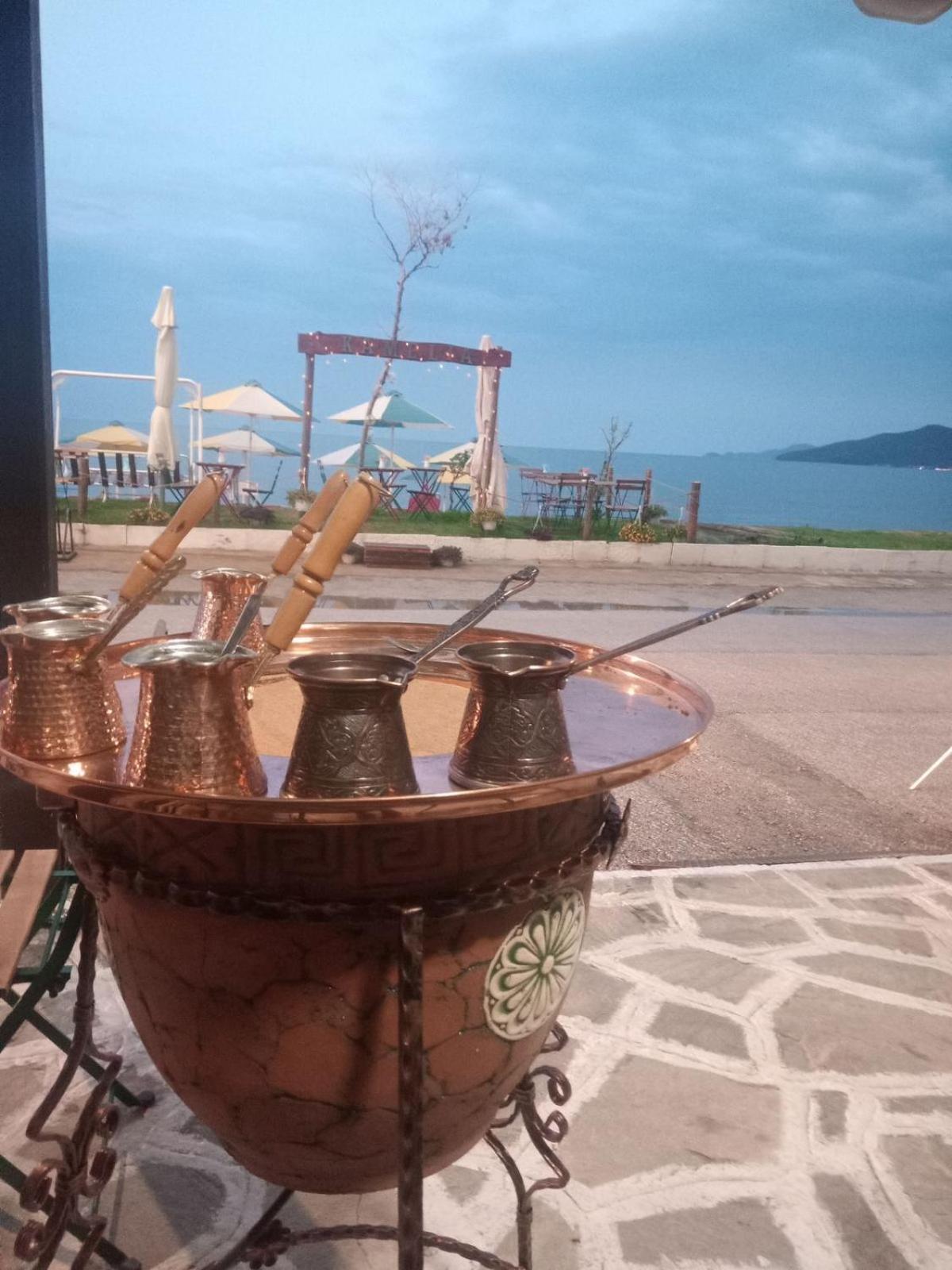 Villa Camellia Vrasná Dış mekan fotoğraf