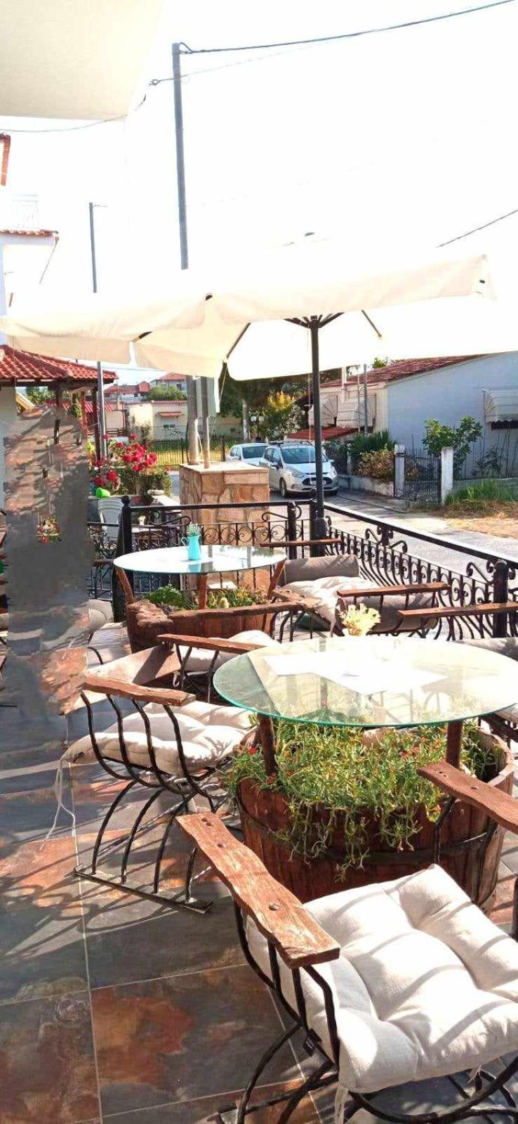 Villa Camellia Vrasná Dış mekan fotoğraf